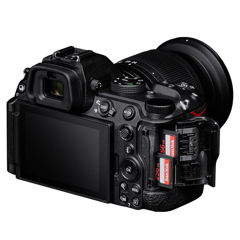 Nikon Z 5II + Nikon 24-70 mm f/4 Z S