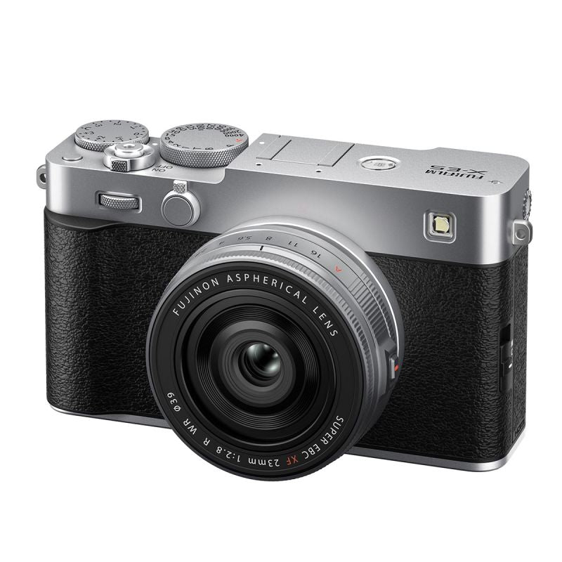 Fujifilm X-E5 (Silver) + Fujifilm XF 23 mm f/2,8 R WR
