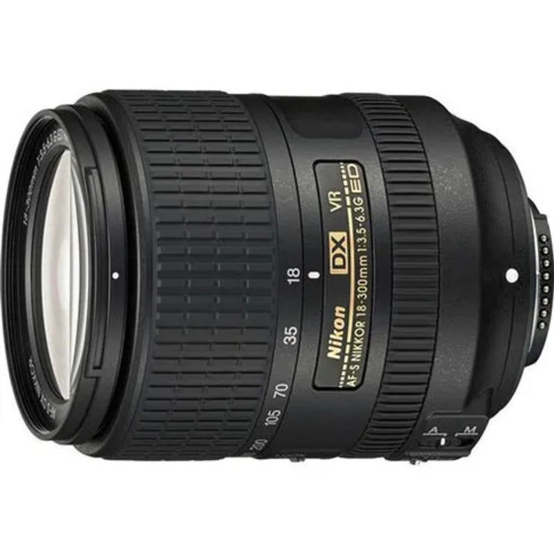 Nikon D7500 + AF-S DX NIKKOR 18-300 mm f/3,5-6,3G ED VR