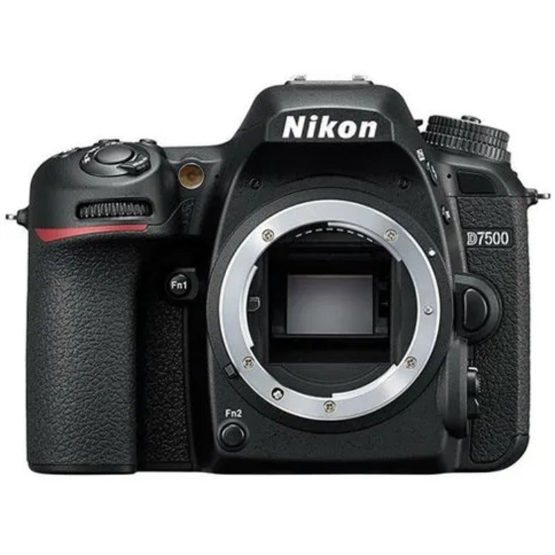 Nikon D7500 + AF-S DX NIKKOR 18-300 mm f/3,5-6,3G ED VR
