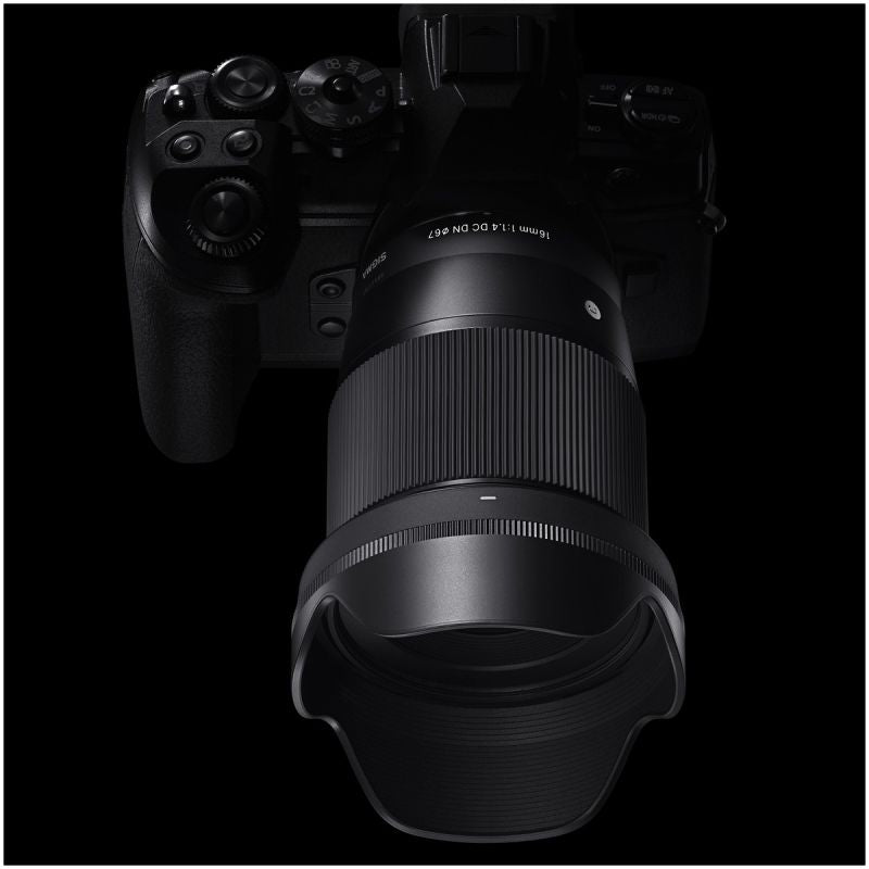 Sigma 16 mm f/1.4 DC DN Contemporary for Micro Four Thirds